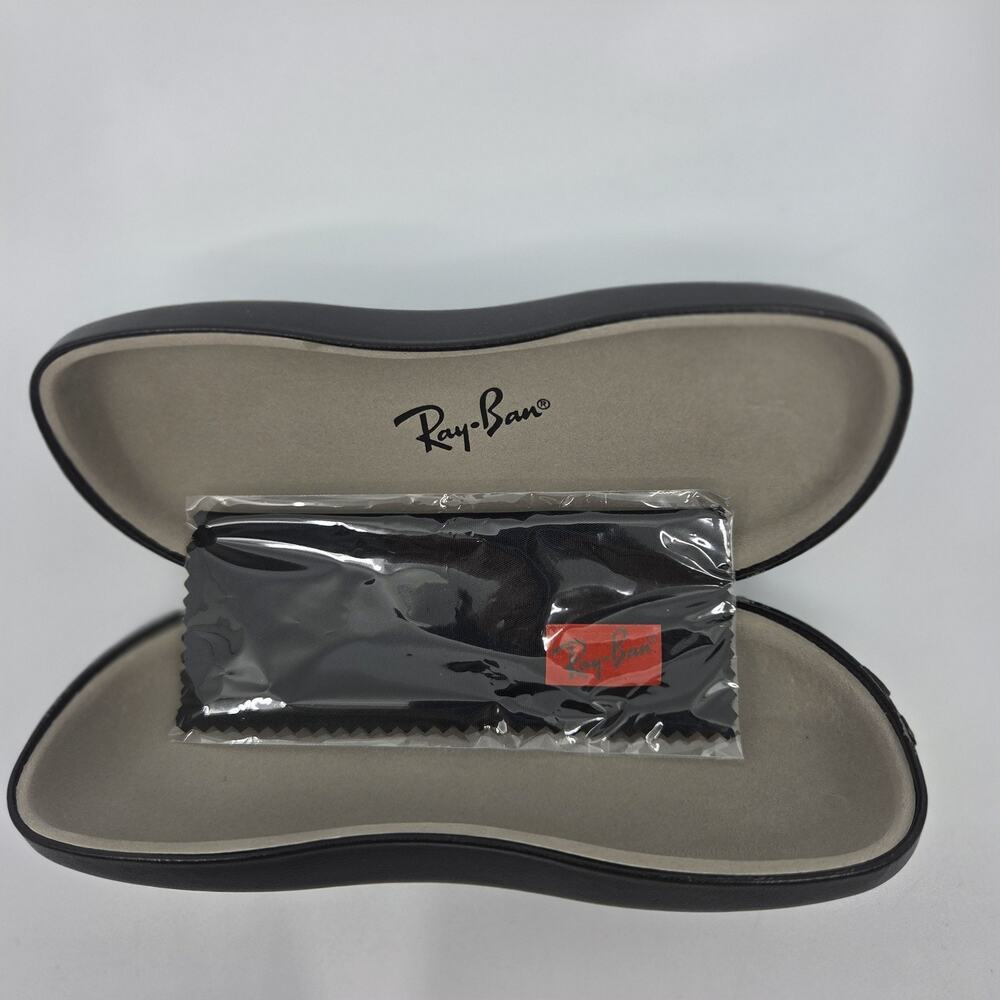 Ray-Ban Black Hard Clamshell Eyeglasses / Sunglasses Case w/ New Cleaning Cloth